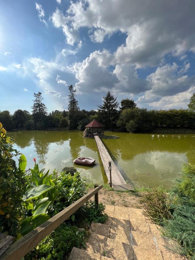 Lake Noble Saint-Germain-l'Aiguiller Esterno foto